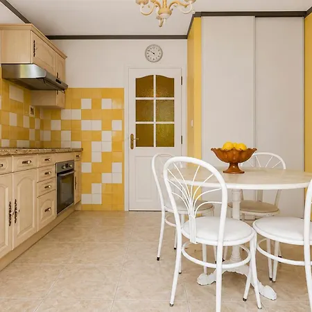 En Drome Provencale Jardin & 2 Terrasses Villa