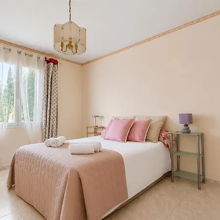 Villa En Drome Provencale Jardin & 2 Terrasses