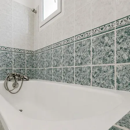 Villa En Drome Provencale Jardin & 2 Terrasses